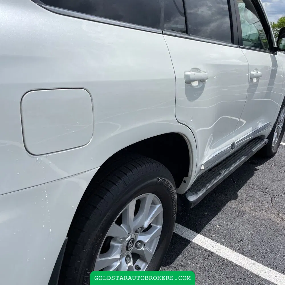 2020 Toyota Land Cruiser Base