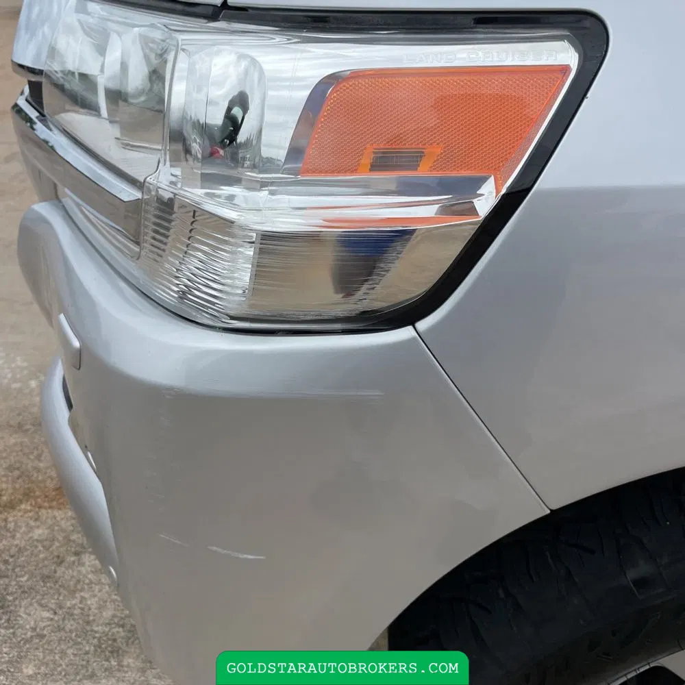 2018 Toyota Land Cruiser Base
