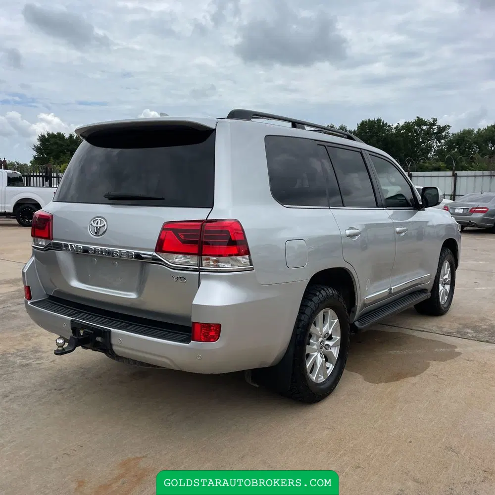 2018 Toyota Land Cruiser Base