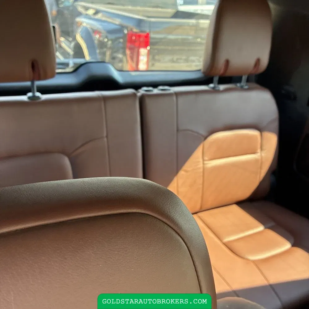 2020 Toyota Land Cruiser Base