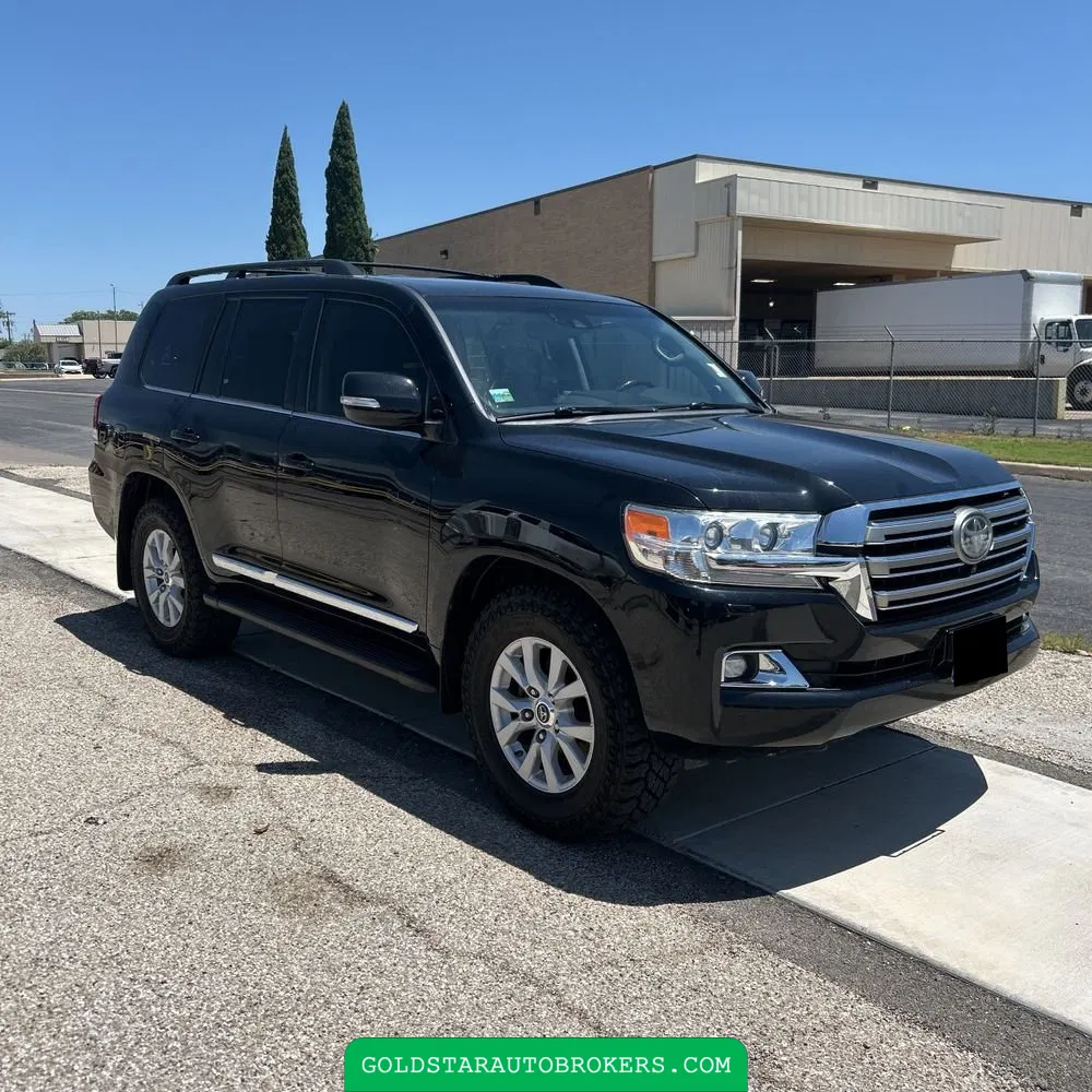 2016 Toyota Land Cruiser Base