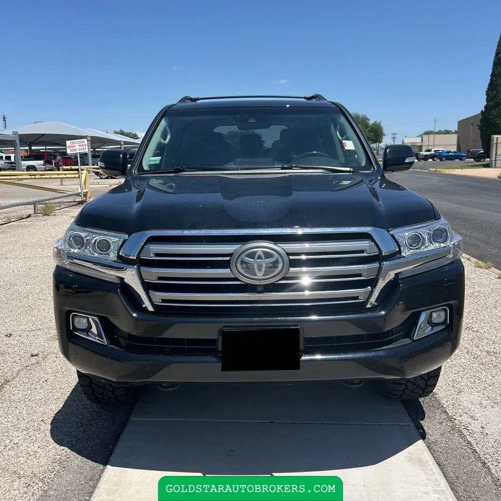 2016 Toyota Land Cruiser Base