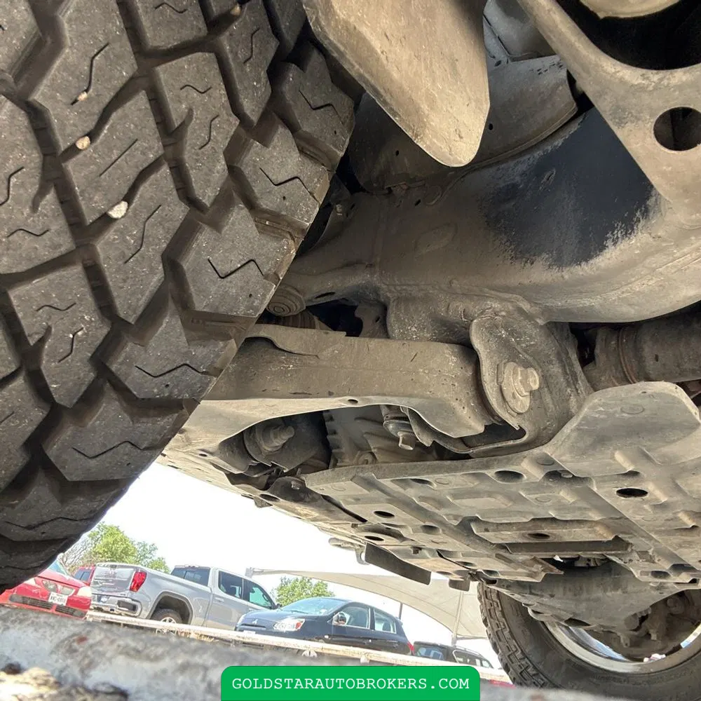 2016 Toyota Land Cruiser Base