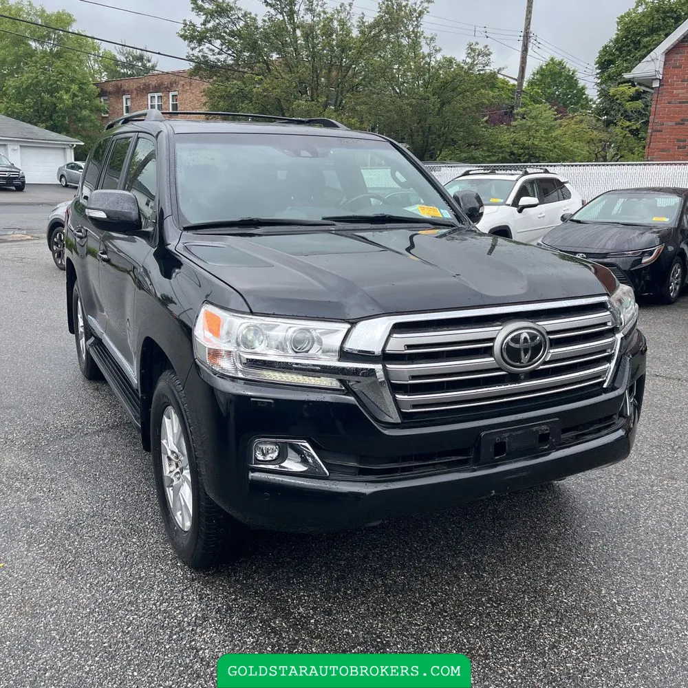 2017 Toyota Land Cruiser Base