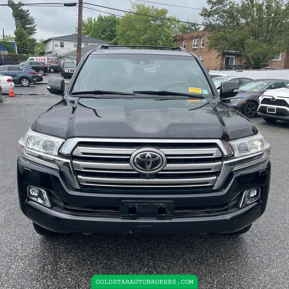 2017 Toyota Land Cruiser Base