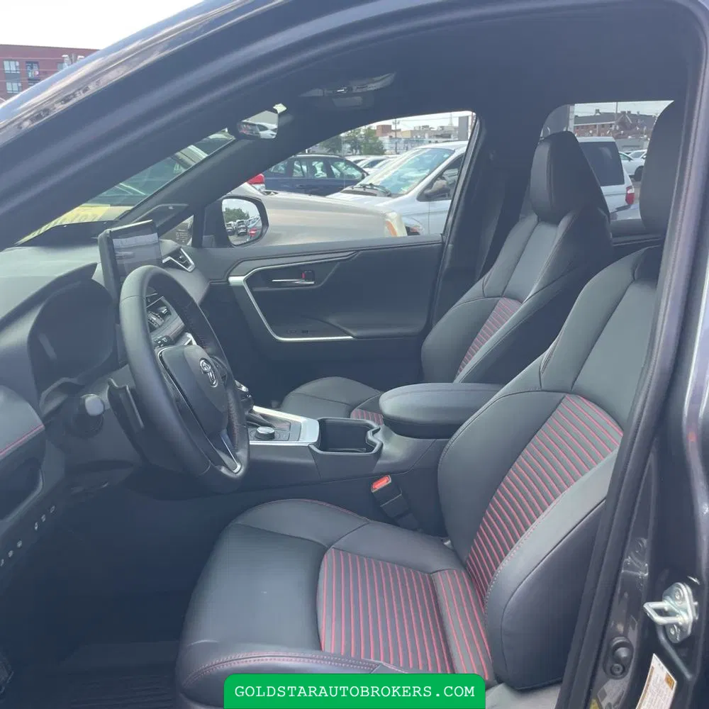 2025 Toyota RAV4 Plug-in Hybrid XSE