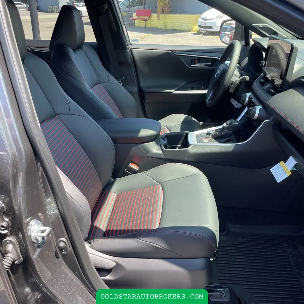 2025 Toyota RAV4 Plug-in Hybrid XSE
