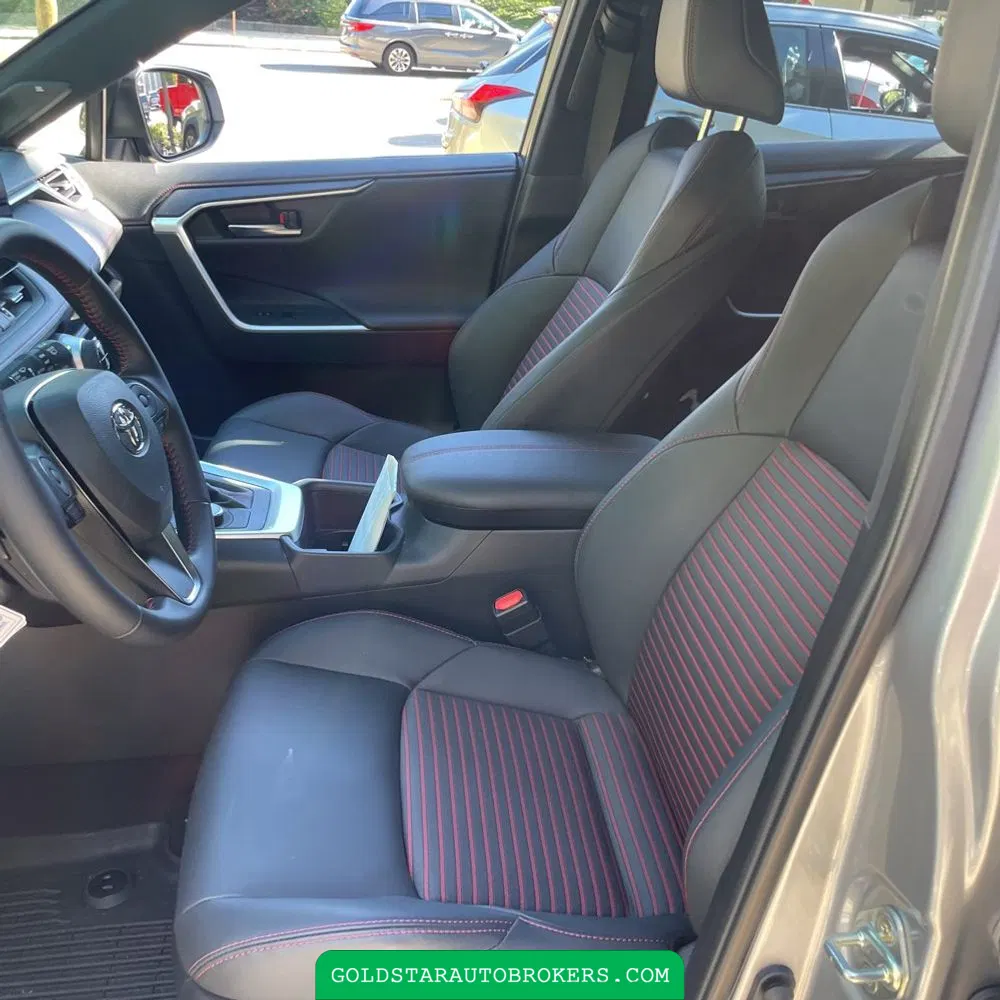 2025 Toyota RAV4 Plug-in Hybrid XSE