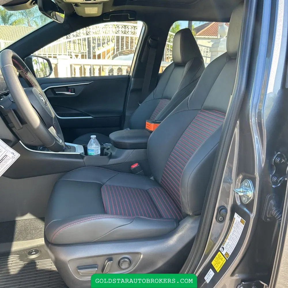 2025 Toyota RAV4 Plug-in Hybrid XSE