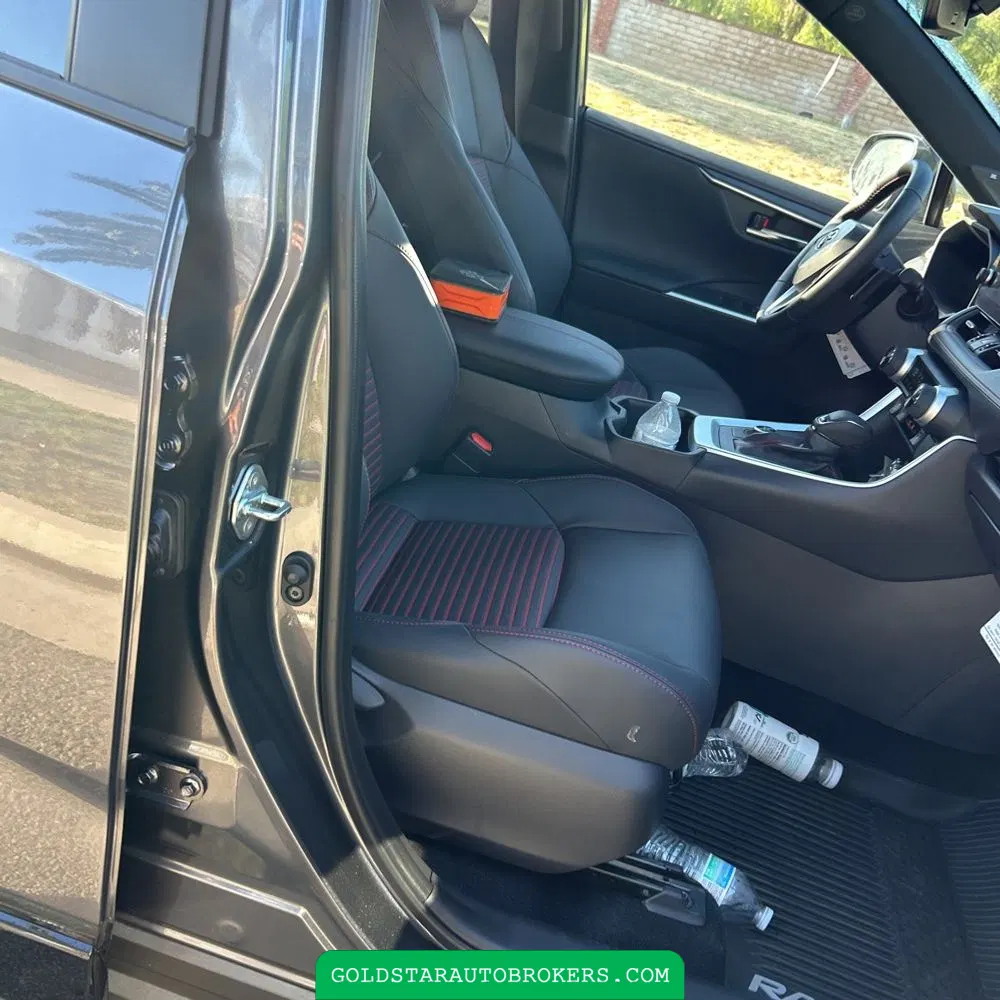 2025 Toyota RAV4 Plug-in Hybrid XSE