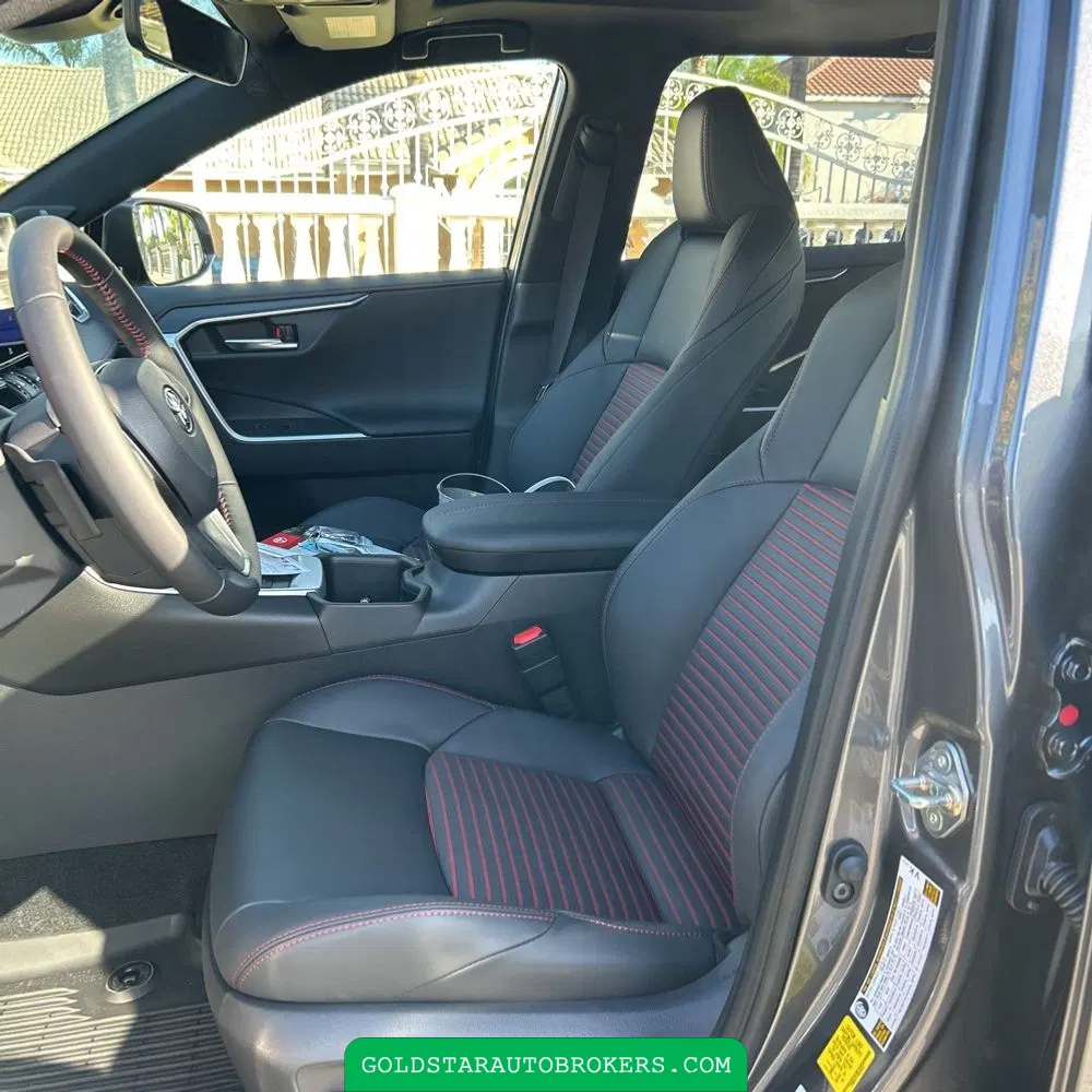 2025 Toyota RAV4 Plug-in Hybrid XSE