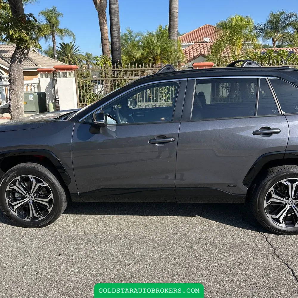 2025 Toyota RAV4 Plug-in Hybrid XSE