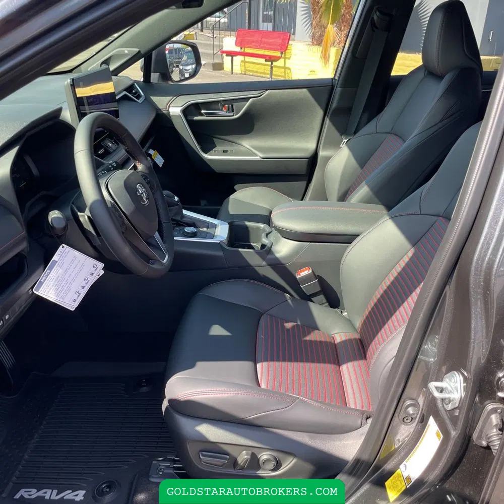 2025 Toyota RAV4 Plug-in Hybrid XSE