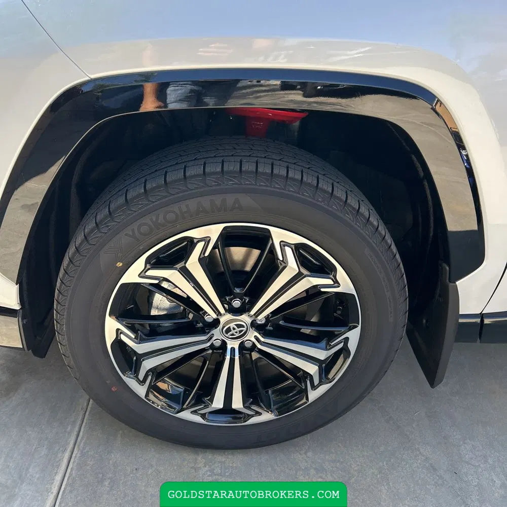 2025 Toyota RAV4 Plug-in Hybrid XSE