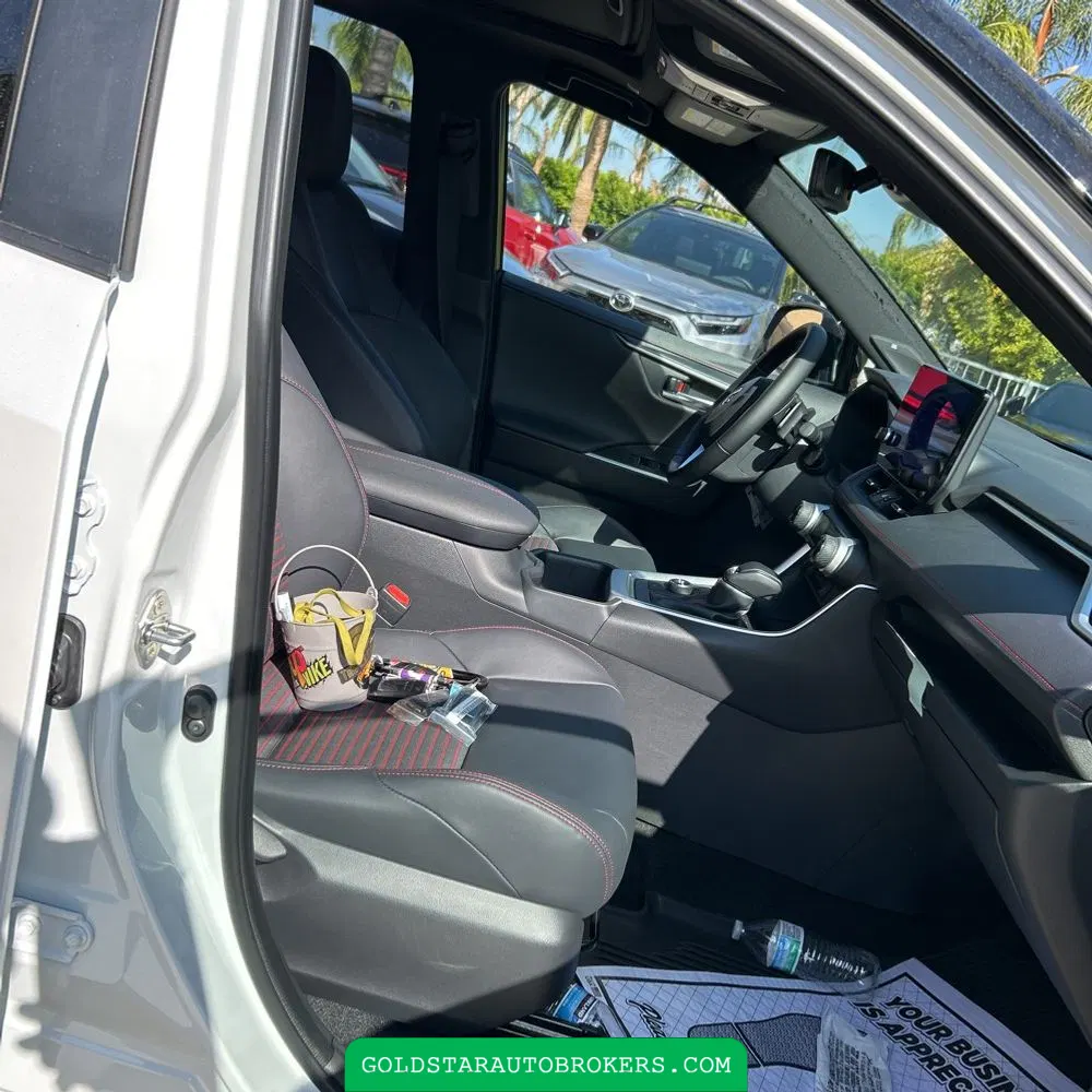 2025 Toyota RAV4 Plug-in Hybrid XSE