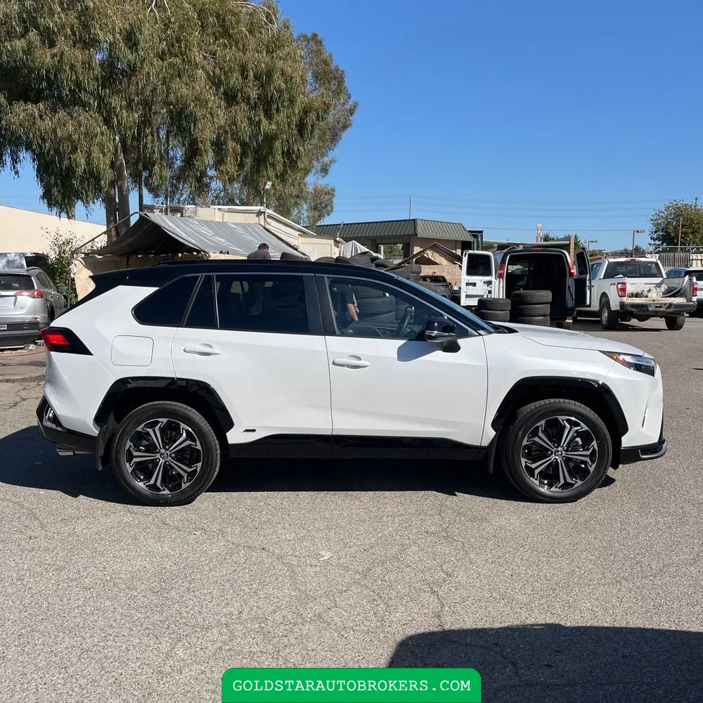 2025 Toyota RAV4 Plug-in Hybrid XSE