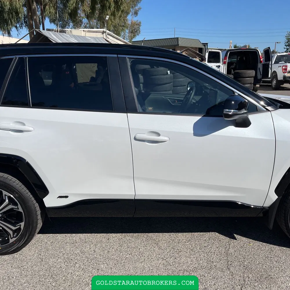 2025 Toyota RAV4 Plug-in Hybrid XSE