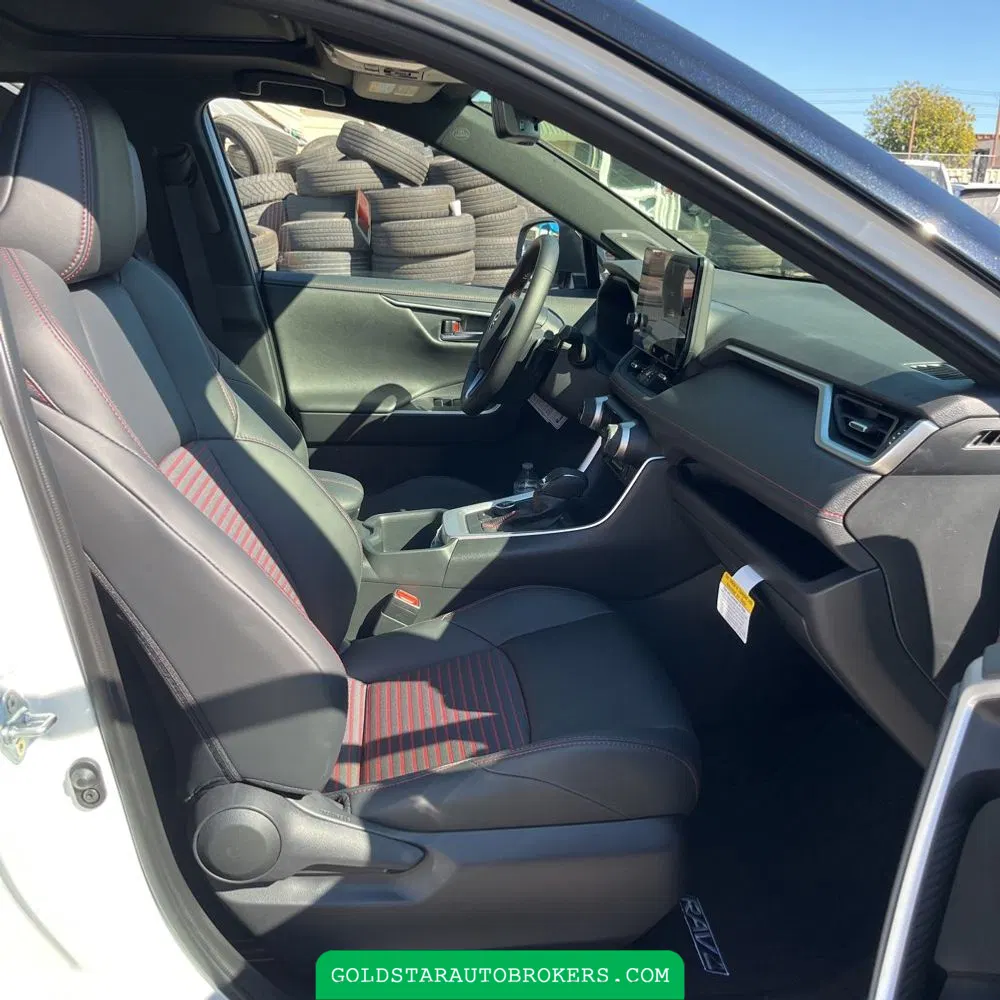 2025 Toyota RAV4 Plug-in Hybrid XSE