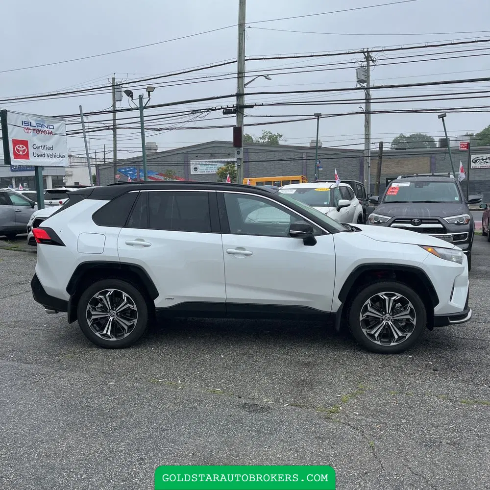 2025 Toyota RAV4 Plug-in Hybrid XSE