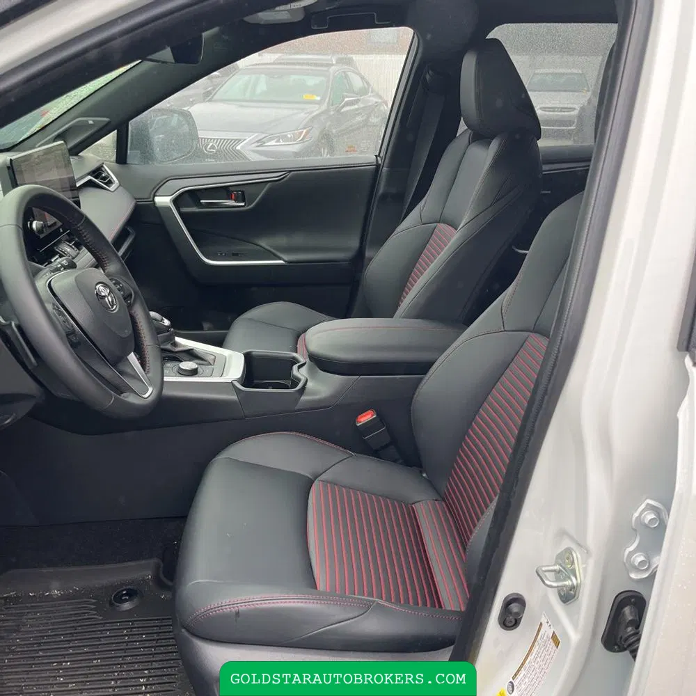 2025 Toyota RAV4 Plug-in Hybrid XSE