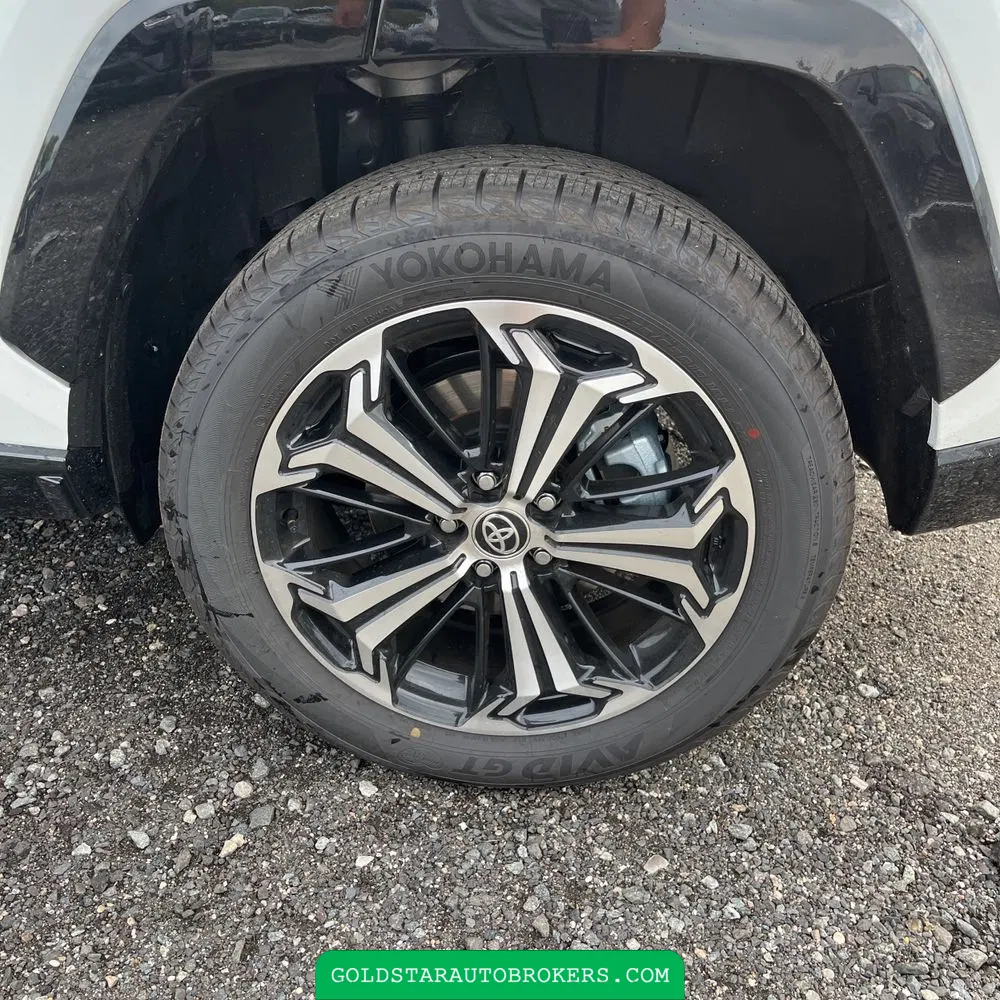 2025 Toyota RAV4 Plug-in Hybrid XSE