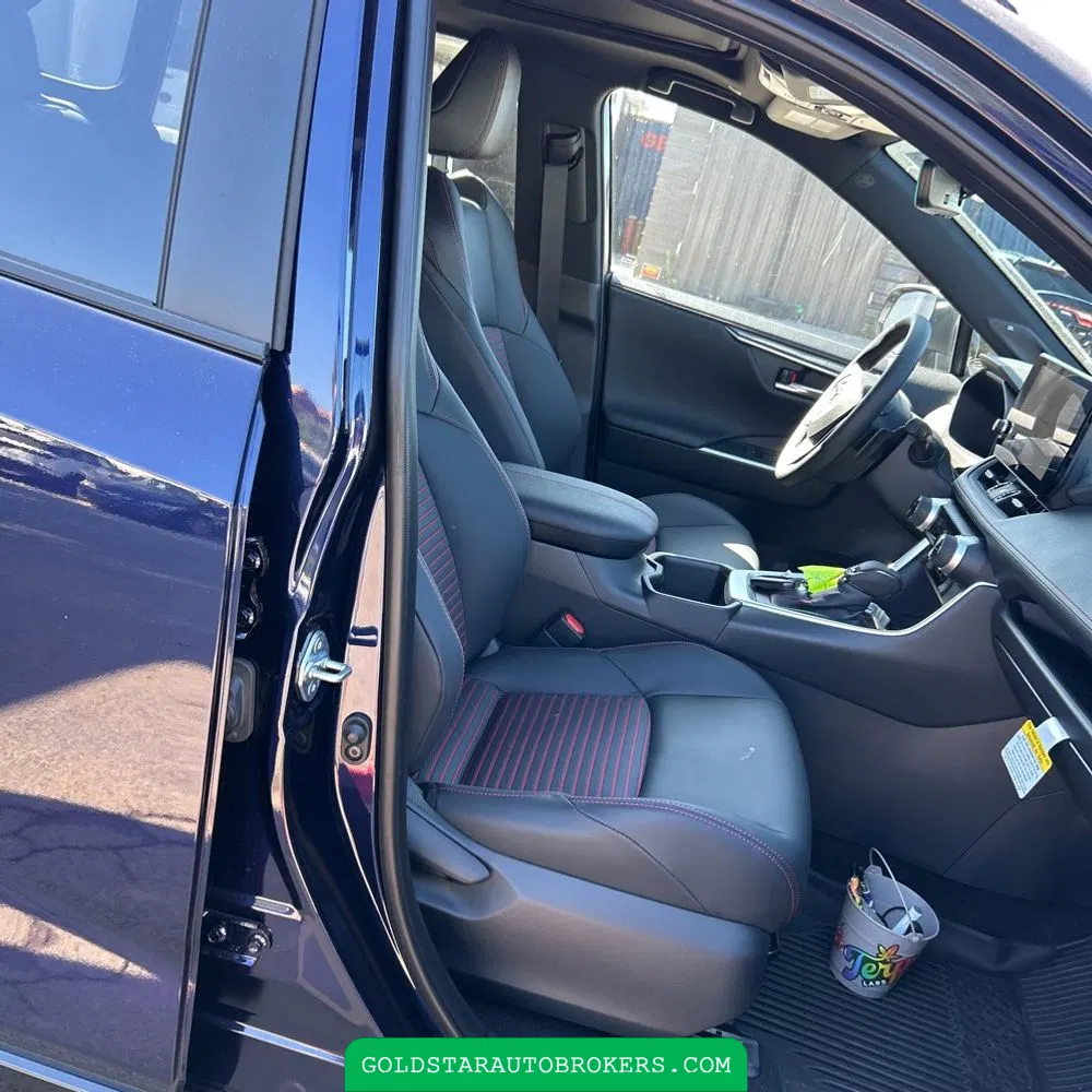 2025 Toyota RAV4 Plug-in Hybrid XSE