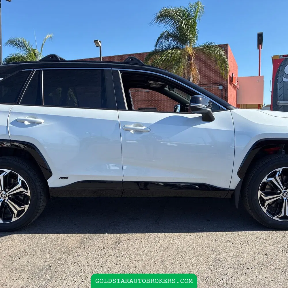 2025 Toyota RAV4 Plug-in Hybrid XSE