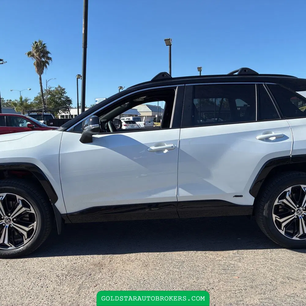 2025 Toyota RAV4 Plug-in Hybrid XSE