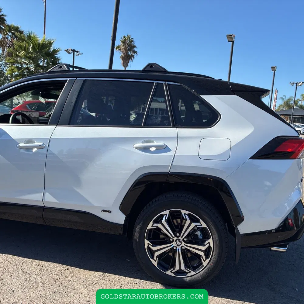 2025 Toyota RAV4 Plug-in Hybrid XSE