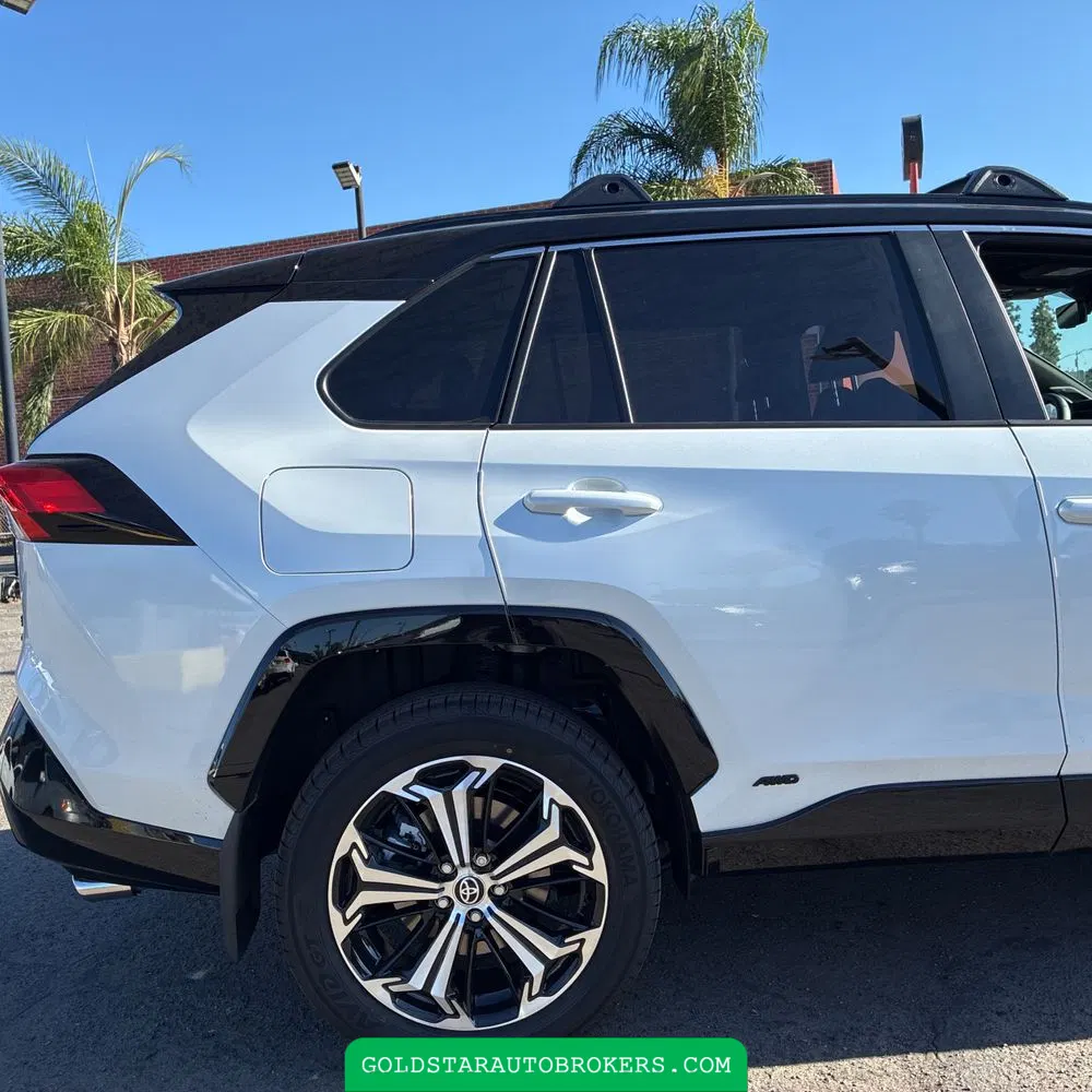 2025 Toyota RAV4 Plug-in Hybrid XSE