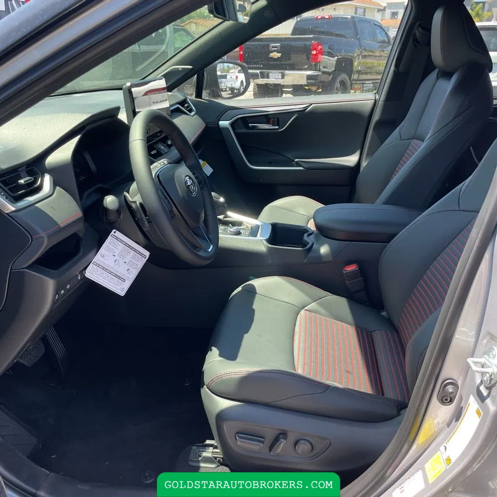 2025 Toyota RAV4 Plug-in Hybrid XSE