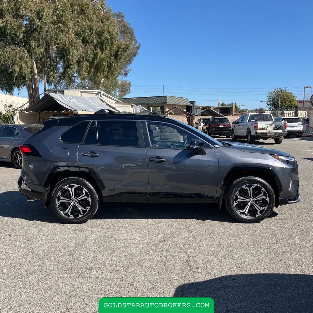 2025 Toyota RAV4 Plug-in Hybrid XSE