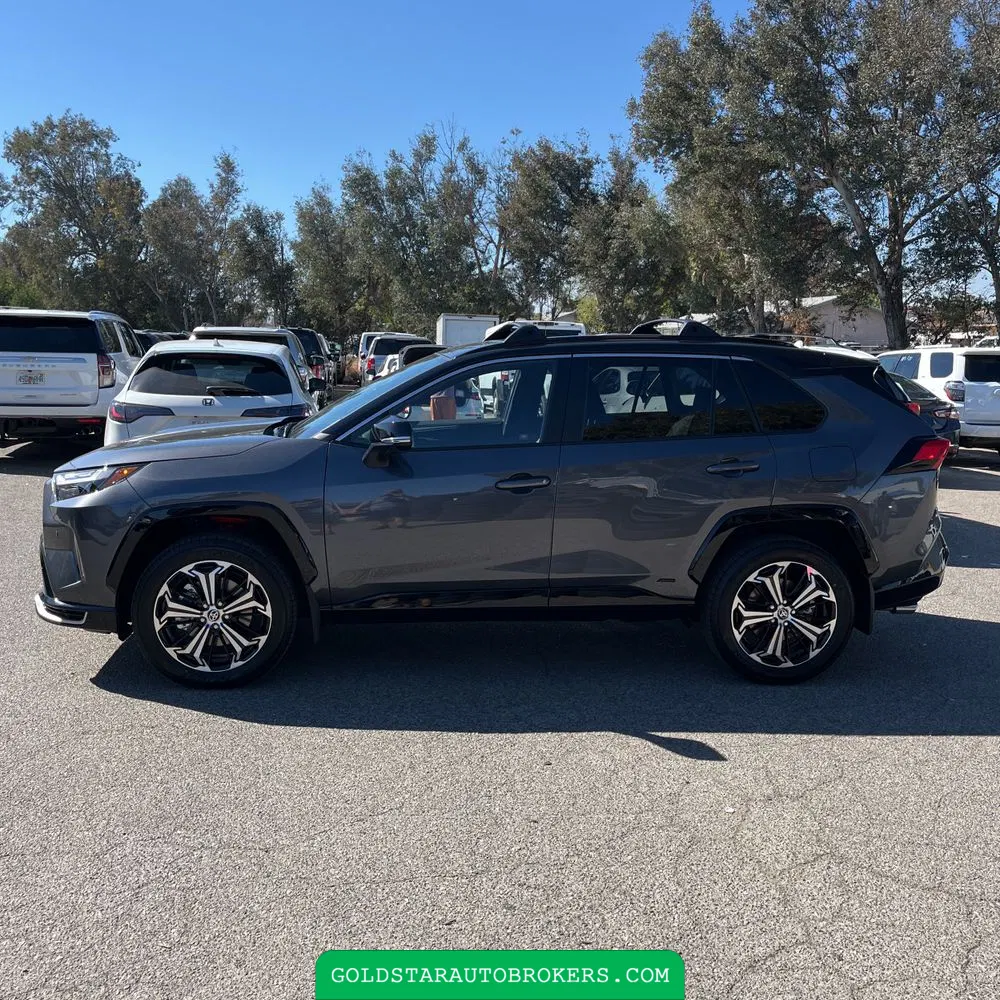 2025 Toyota RAV4 Plug-in Hybrid XSE