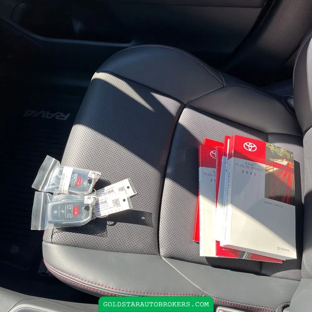 2025 Toyota RAV4 Plug-in Hybrid XSE