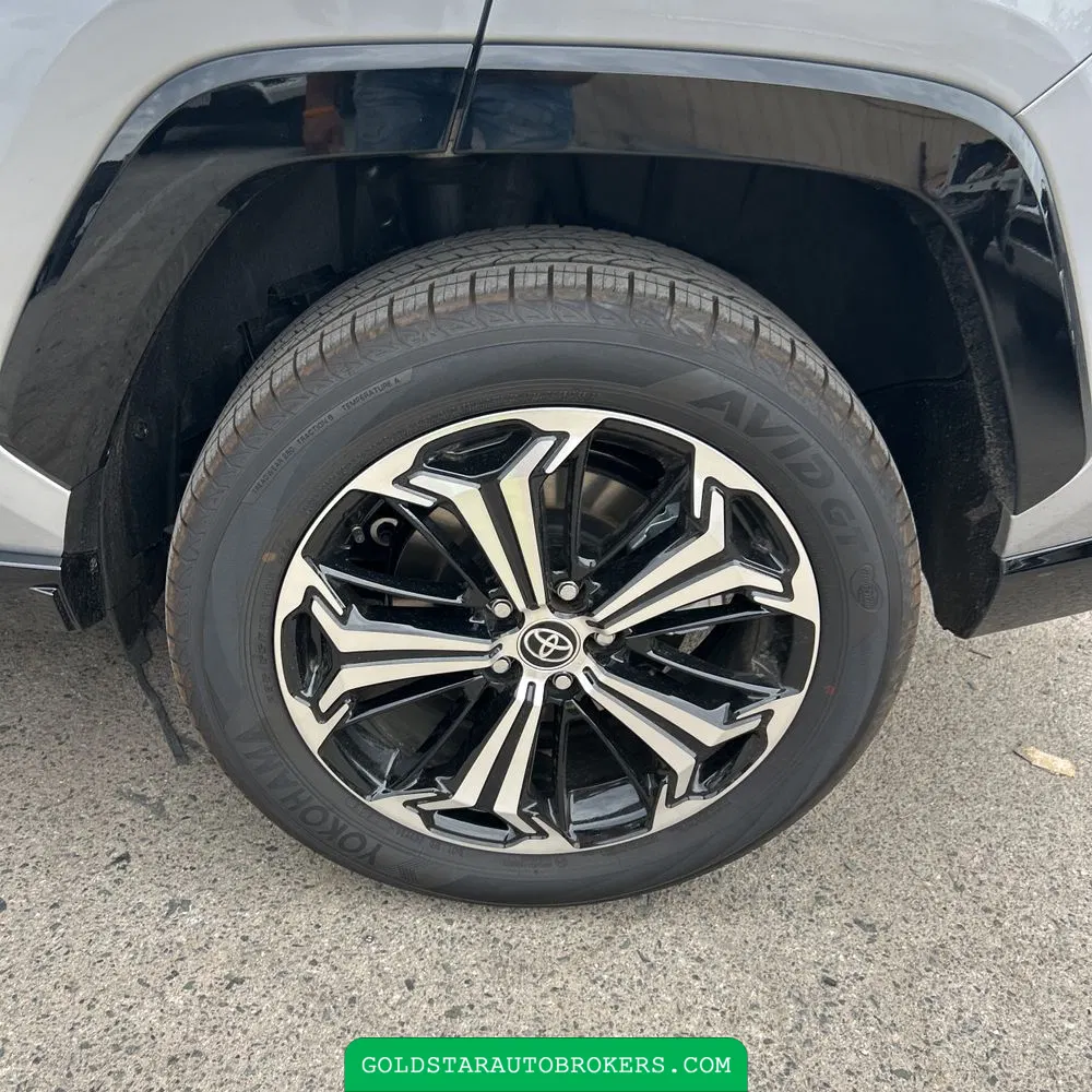 2025 Toyota RAV4 Plug-in Hybrid XSE