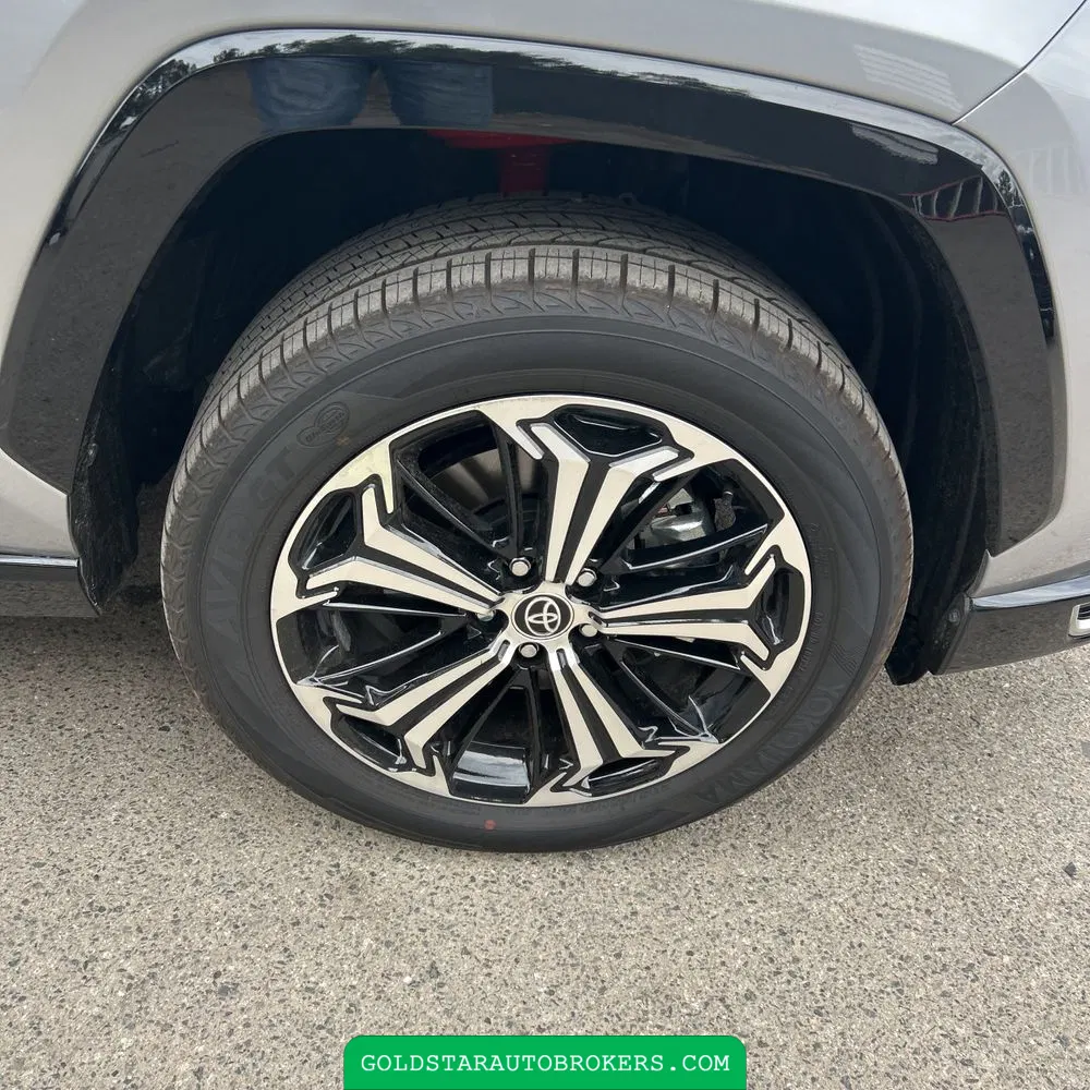 2025 Toyota RAV4 Plug-in Hybrid XSE