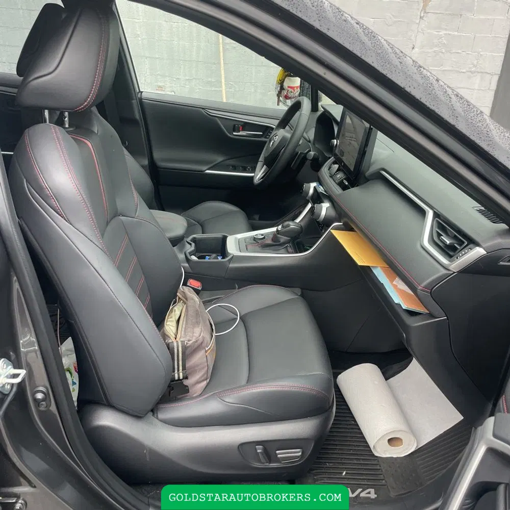 2025 Toyota RAV4 Plug-in Hybrid XSE