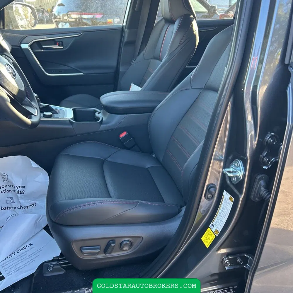 2025 Toyota RAV4 Plug-in Hybrid XSE