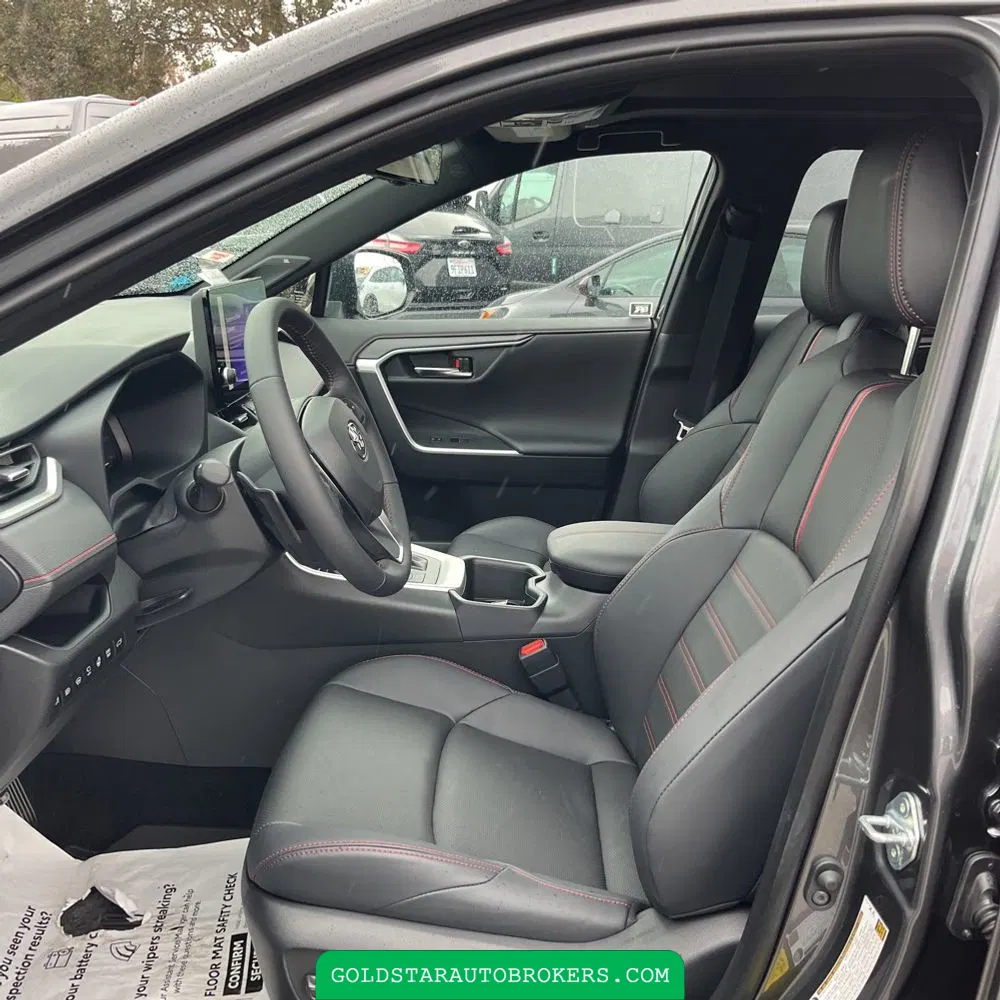 2025 Toyota RAV4 Plug-in Hybrid XSE