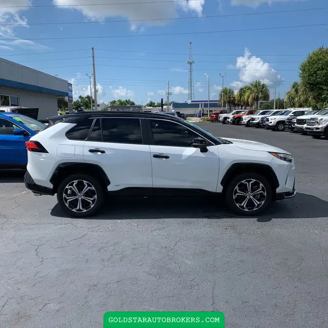 2025 Toyota RAV4 Plug-in Hybrid XSE