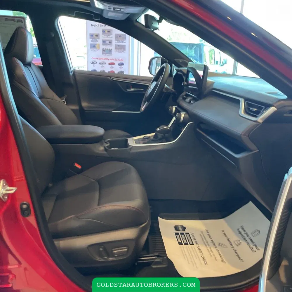 2025 Toyota RAV4 Plug-in Hybrid XSE