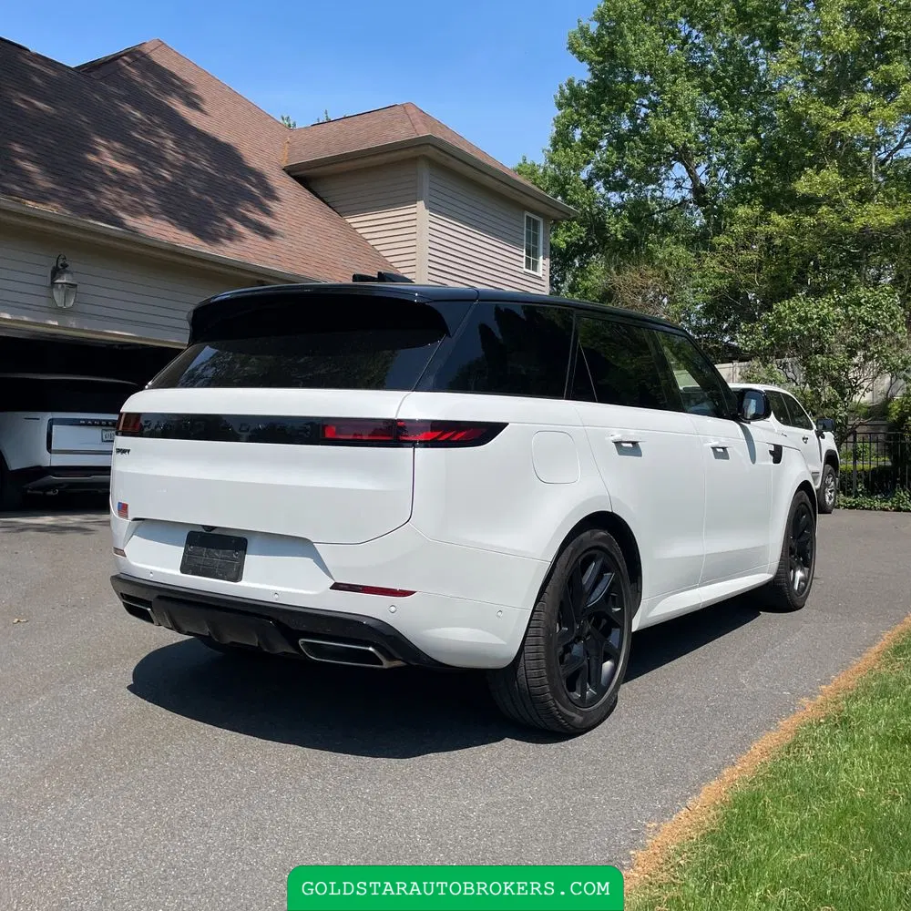 2026 Land Rover Range Rover Sport P400 Dynamic SE