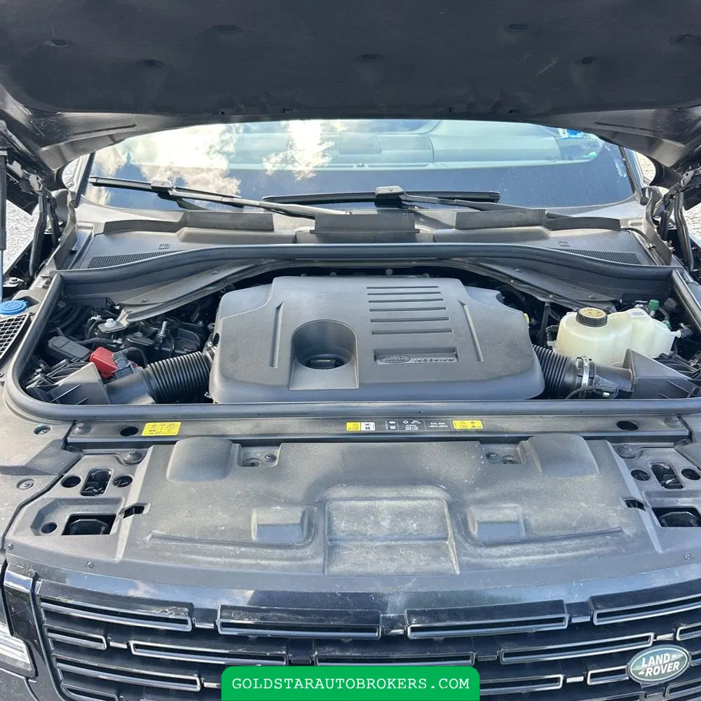 2025 Land Rover Range Rover Sport P360 SE