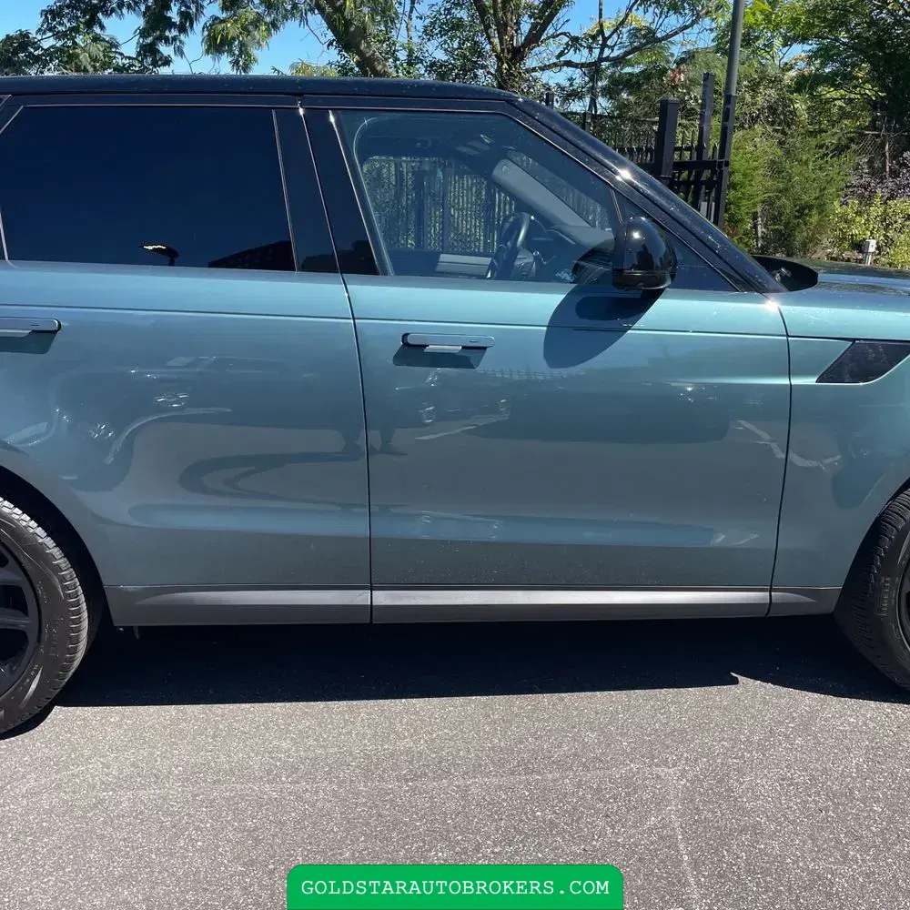 2024 Land Rover Range Rover Sport P360 SE