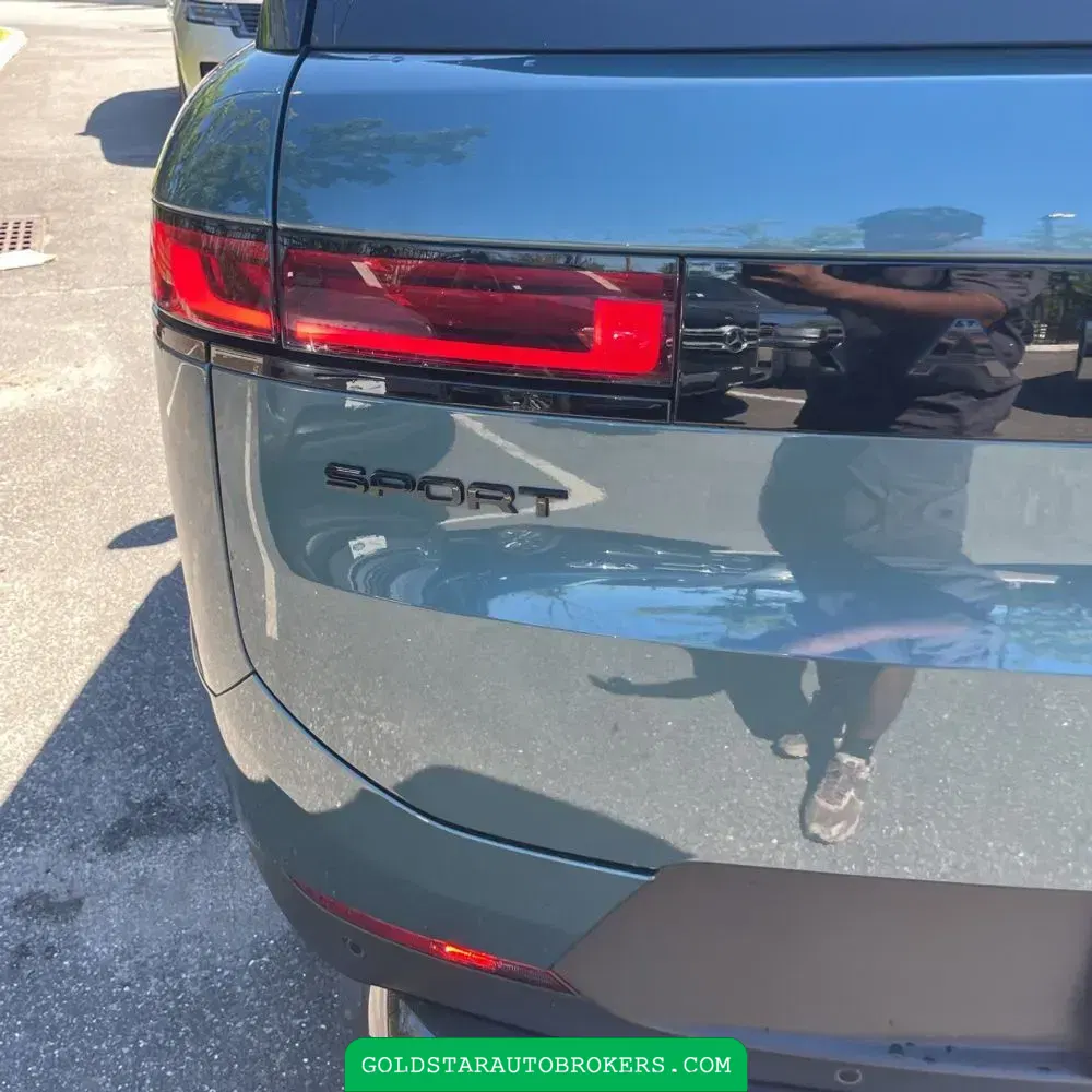 2024 Land Rover Range Rover Sport P360 SE