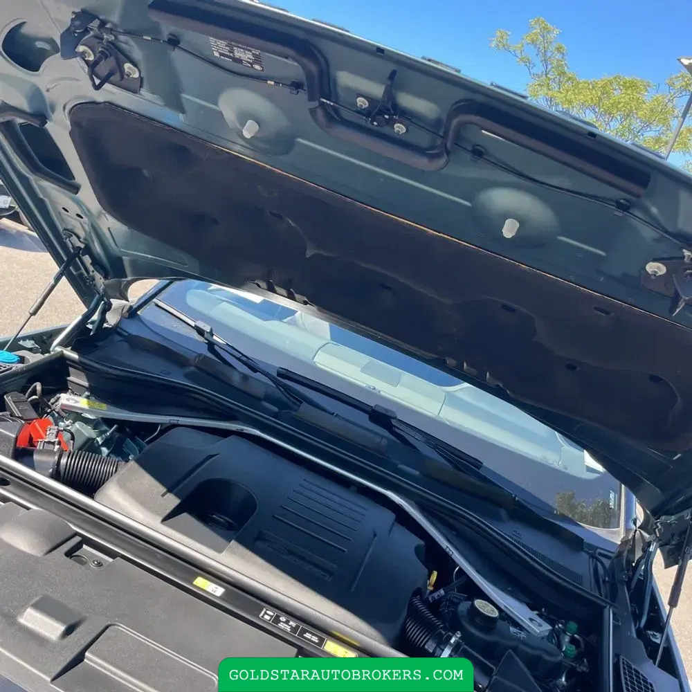 2024 Land Rover Range Rover Sport P360 SE