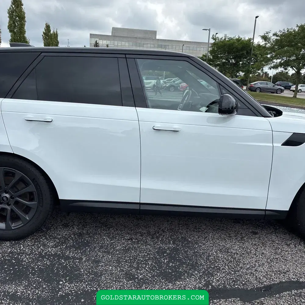 2024 Land Rover Range Rover Sport P360 SE