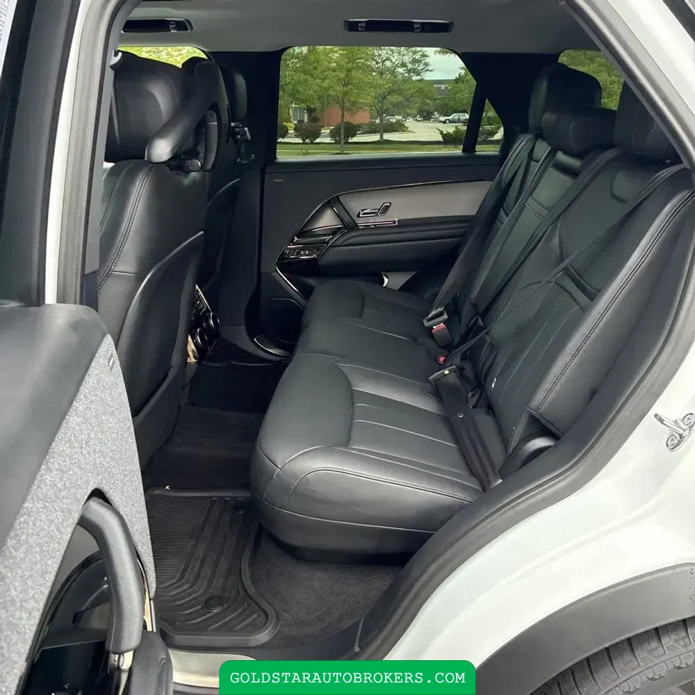 2024 Land Rover Range Rover Sport P360 SE