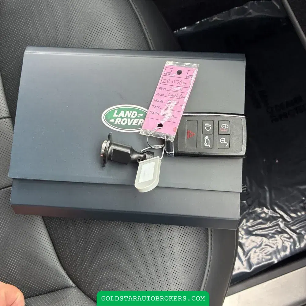 2024 Land Rover Range Rover Sport P360 SE