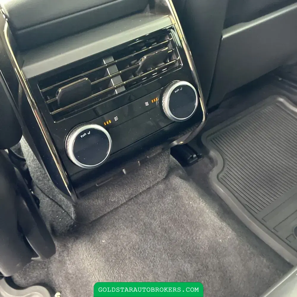 2024 Land Rover Range Rover Sport P360 SE